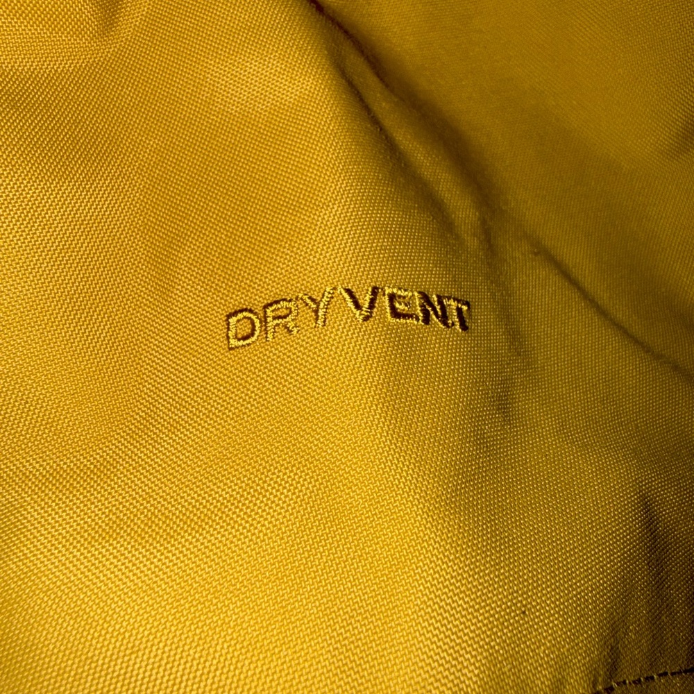 The North Face Women’s Black, Tan, and Green Jacket - Picture 4 of 5